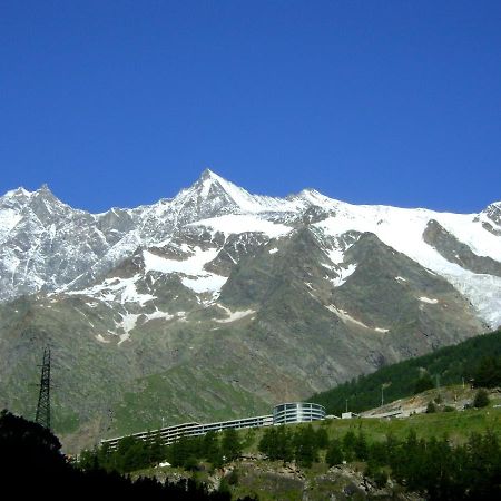 Camping Schoenblick Im Saas-Tal Saas-Grund Exterior foto