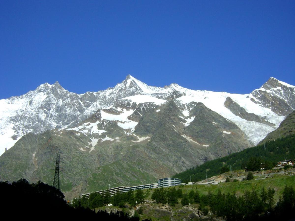 Camping Schoenblick Im Saas-Tal Saas-Grund Exterior foto